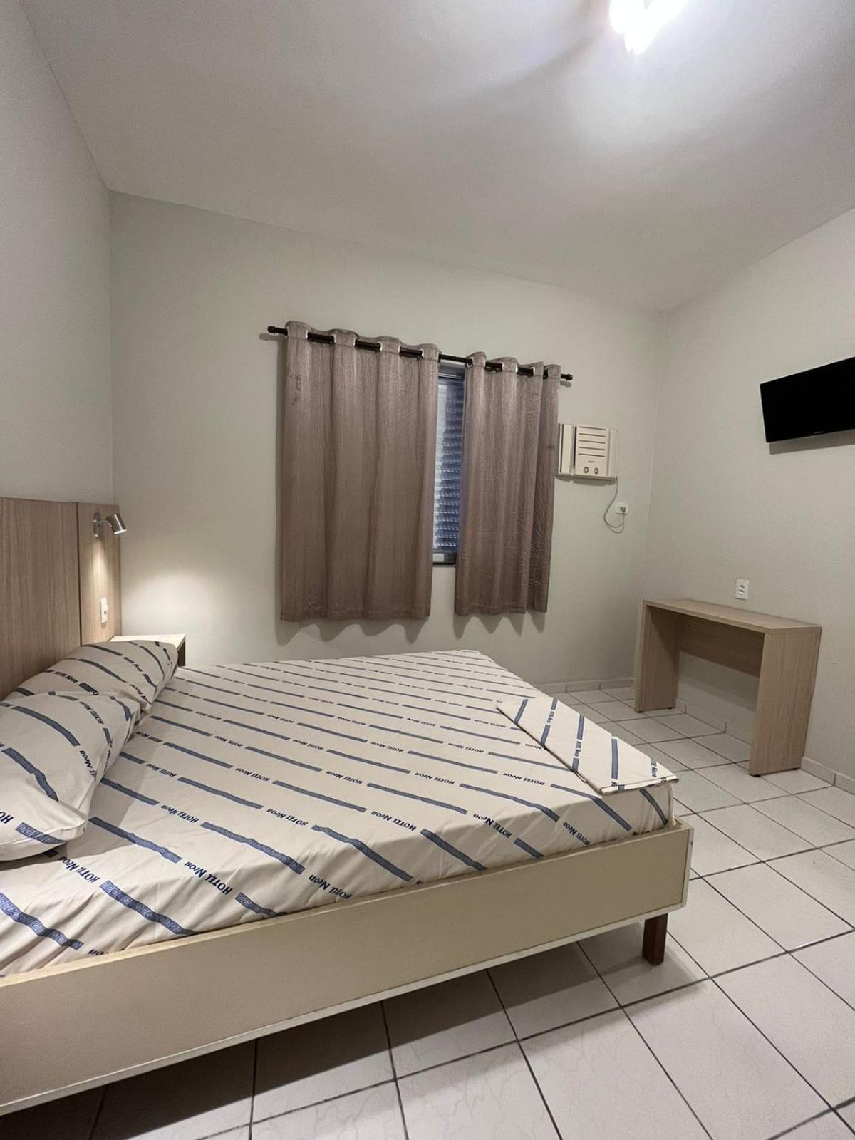 Hotel Neon - Proximo A 25 De Marco, Bom Retiro E Bras, A 2Min Do Mirante Sampa Sky E Pista De Skate Anhangabau São Paulo Ngoại thất bức ảnh