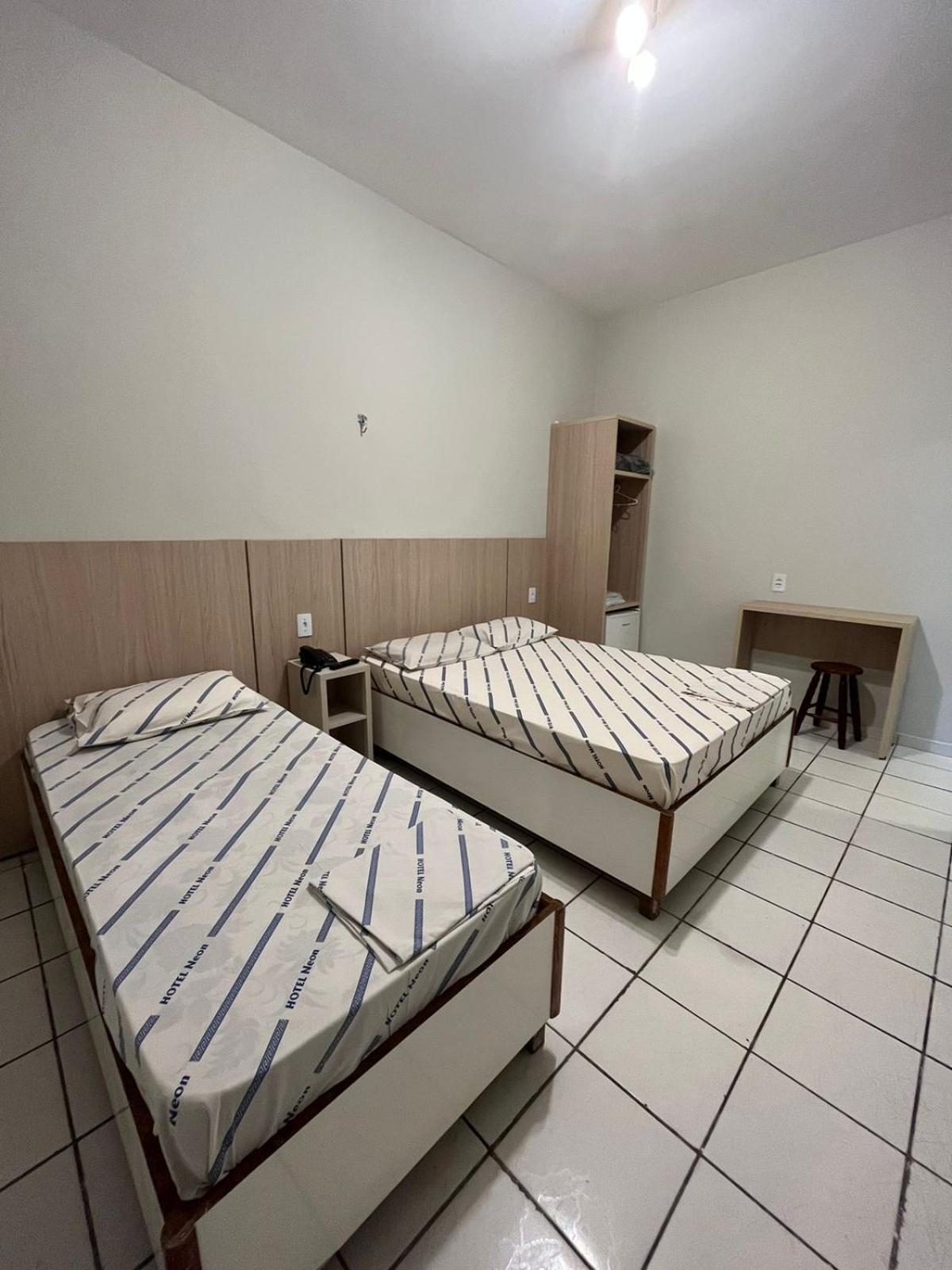 Hotel Neon - Proximo A 25 De Marco, Bom Retiro E Bras, A 2Min Do Mirante Sampa Sky E Pista De Skate Anhangabau São Paulo Ngoại thất bức ảnh