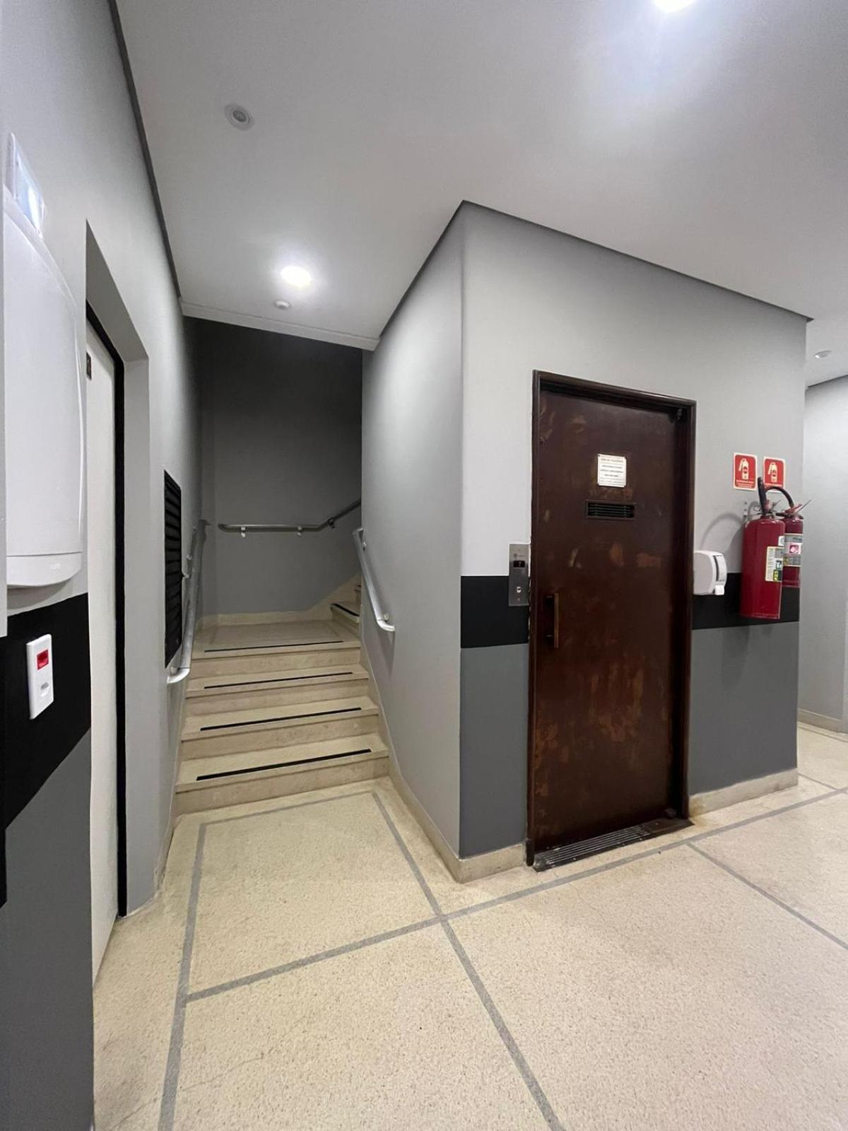 Hotel Neon - Proximo A 25 De Marco, Bom Retiro E Bras, A 2Min Do Mirante Sampa Sky E Pista De Skate Anhangabau São Paulo Ngoại thất bức ảnh
